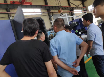 吉利商用汽車實(shí)地考察瑞爾多激光切割機(jī)廠，深化網(wǎng)絡(luò)信息技術(shù)開(kāi)發(fā)合作